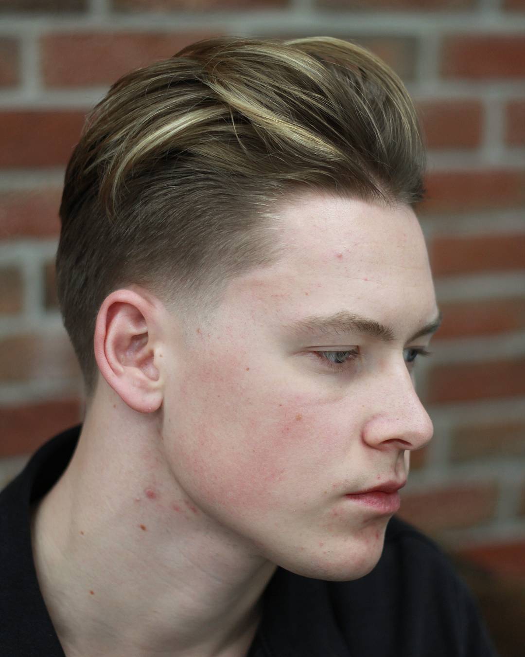 barber_djirlauw-foarfeca-cut-scurt-fete-lung-păr-on-top